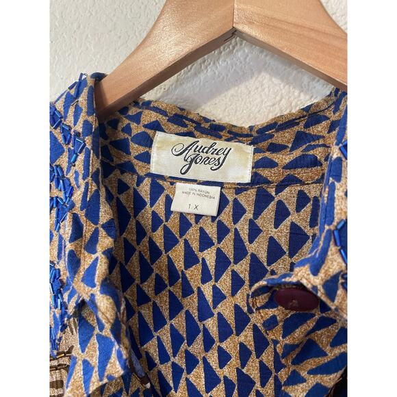 VTG Audrey Jones Beaded  Boho Tribal Print Brown & Blue Oversized Button Up 1X - Picture 6 of 14